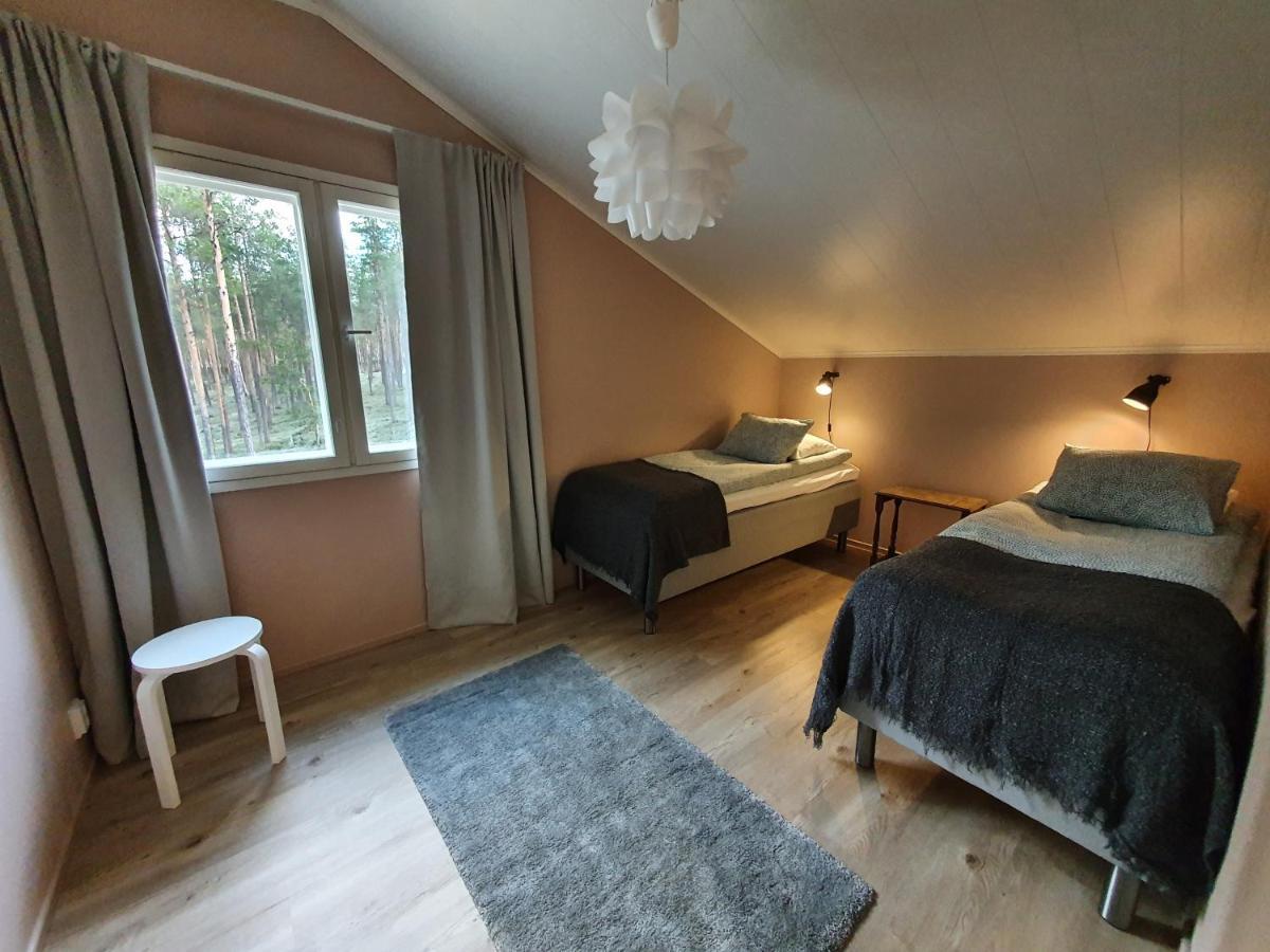 Vaere Holiday Home - Lakeside Relaxation Point Inari Luaran gambar